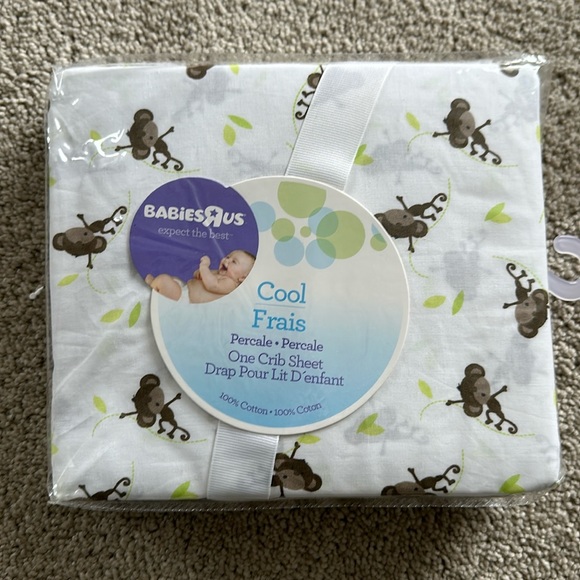 New- monkey crib sheet - Picture 1 of 2